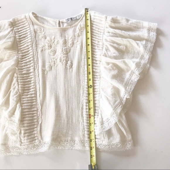 OFFERS WELCOME
ZARA Boho Muslin Lace & Beads Cream Top - Picture 13 of 16
